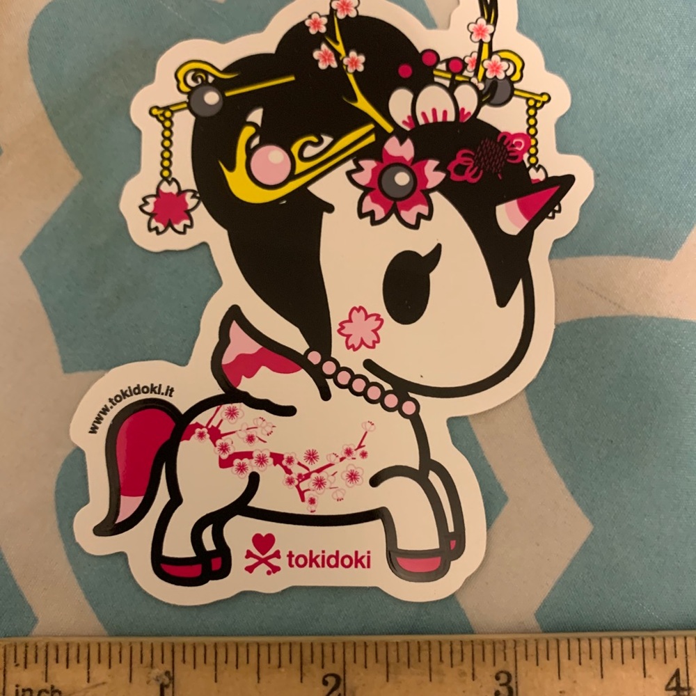 Tokidoki sticker - cherry blossom Unicorno. (B3G1)